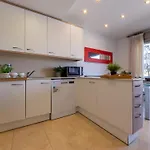 Giovan By Interhome *